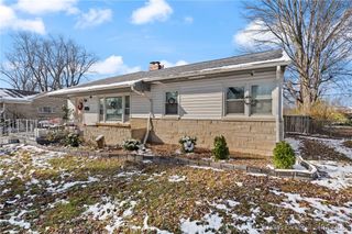 542 Kay Avenue, Sellersburg, IN 47172
