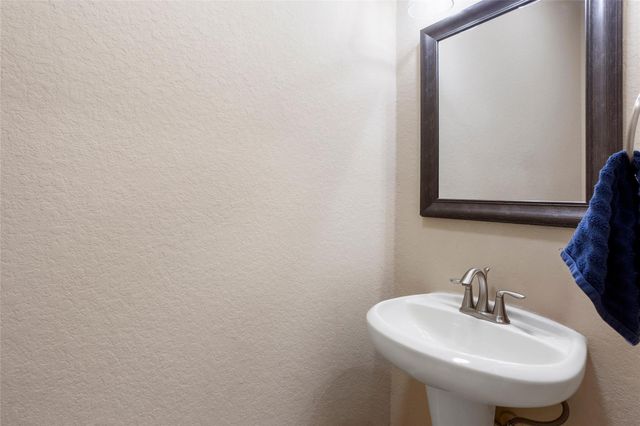 2906 Virginia Avenue, League City, TX 77573