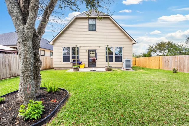 2906 Virginia Avenue, League City, TX 77573
