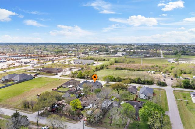 2906 Virginia Avenue, League City, TX 77573