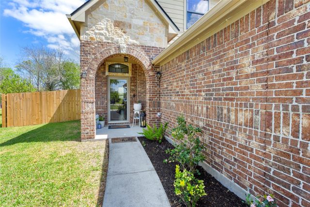 2906 Virginia Avenue, League City, TX 77573