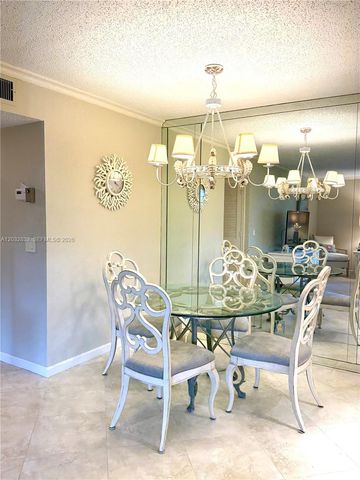 1042 N Dr A A, Delray Beach, FL 33445