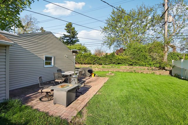 3107 Falcon Court, Rolling Meadows, IL 60008