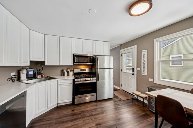 3107 Falcon Court, Rolling Meadows, IL 60008