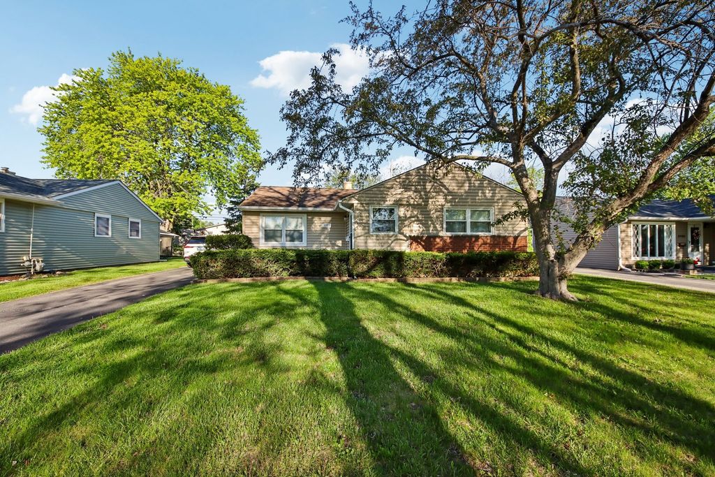 3107 Falcon Court, Rolling Meadows, IL 60008