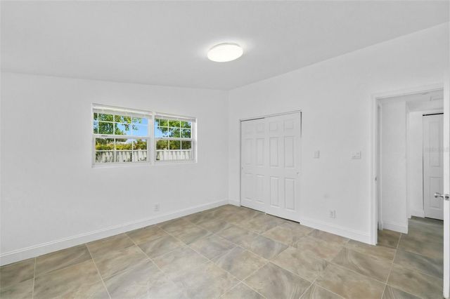3325 W SHELL POINT ROAD, Ruskin, FL 33570
