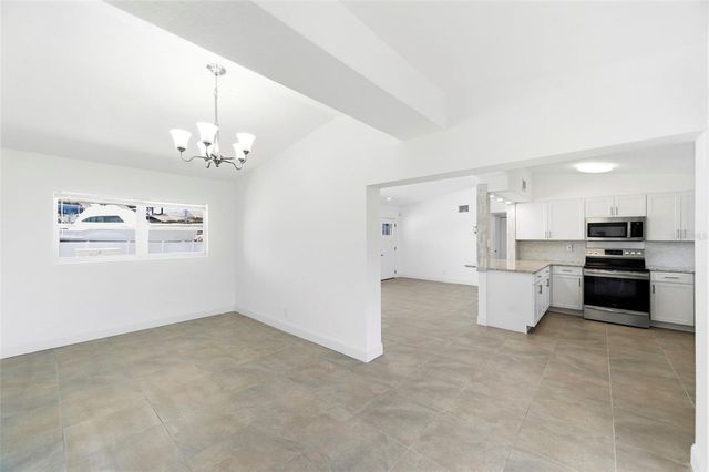3325 W SHELL POINT ROAD, Ruskin, FL 33570