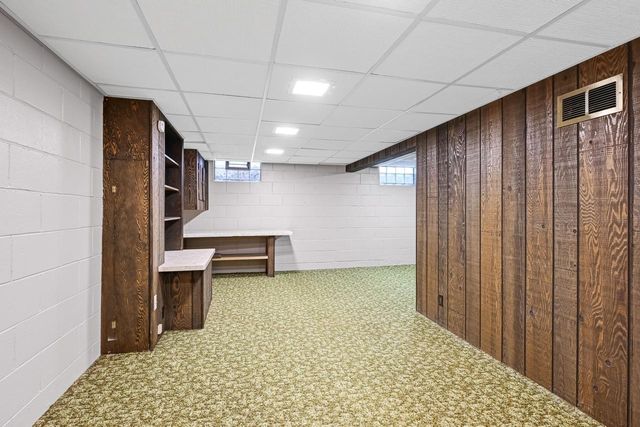 2471 N 80th STREET, Wauwatosa, WI 53213