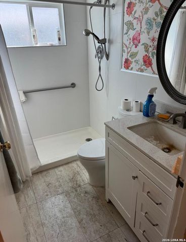 226 Englewood, San Antonio, TX 78213