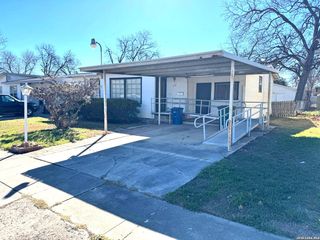 226 Englewood, San Antonio, TX 78213