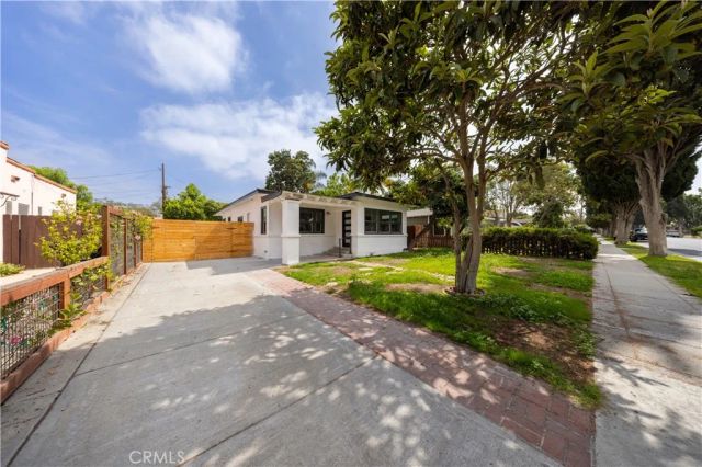 329 W Whiting Avenue, Fullerton, CA 92832