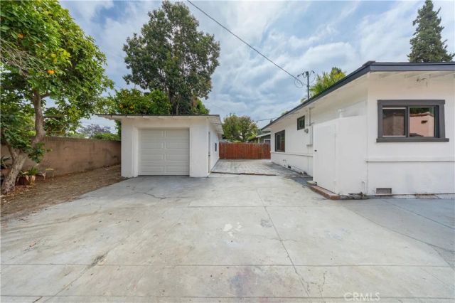 329 W Whiting Avenue, Fullerton, CA 92832
