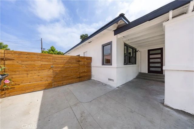 329 W Whiting Avenue, Fullerton, CA 92832