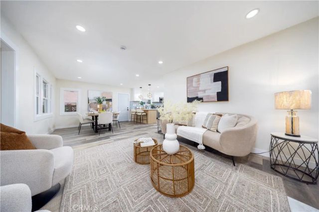 329 W Whiting Avenue, Fullerton, CA 92832