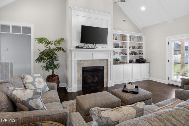 582 Brady Way, Jonesborough, TN 37659