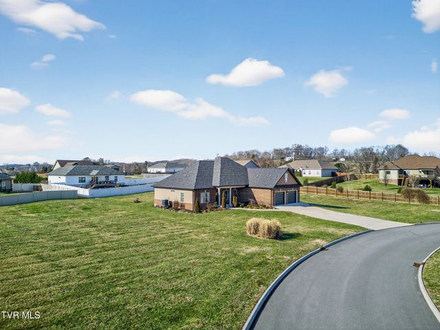 582 Brady Way, Jonesborough, TN 37659