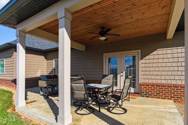 582 Brady Way, Jonesborough, TN 37659