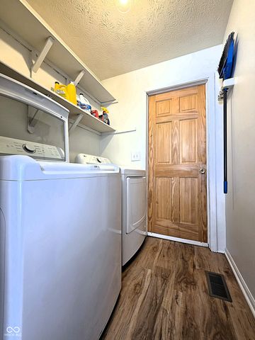 10261 N Rooker Road, Mooresville, IN 46158