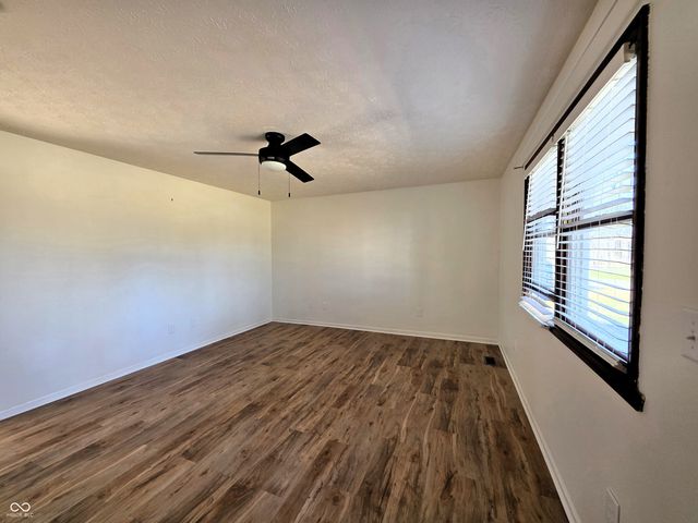 10261 N Rooker Road, Mooresville, IN 46158