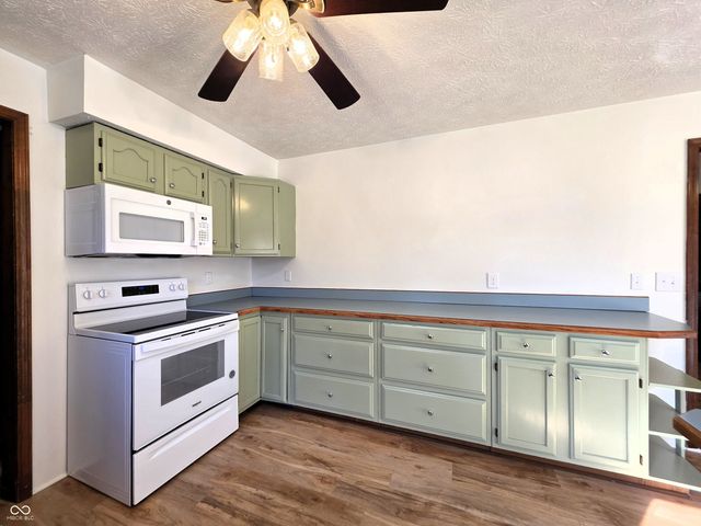 10261 N Rooker Road, Mooresville, IN 46158