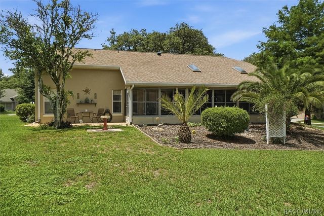 6130 N Whispering Oak Loop, Beverly Hills, FL 34465
