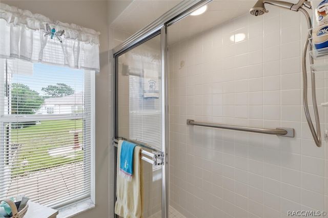 6130 N Whispering Oak Loop, Beverly Hills, FL 34465