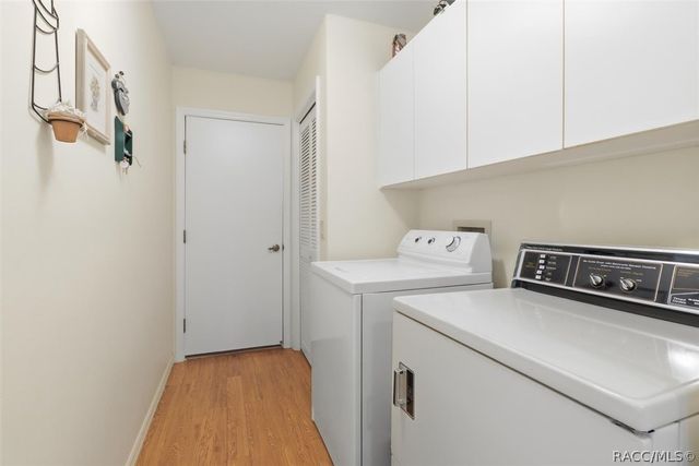 6130 N Whispering Oak Loop, Beverly Hills, FL 34465