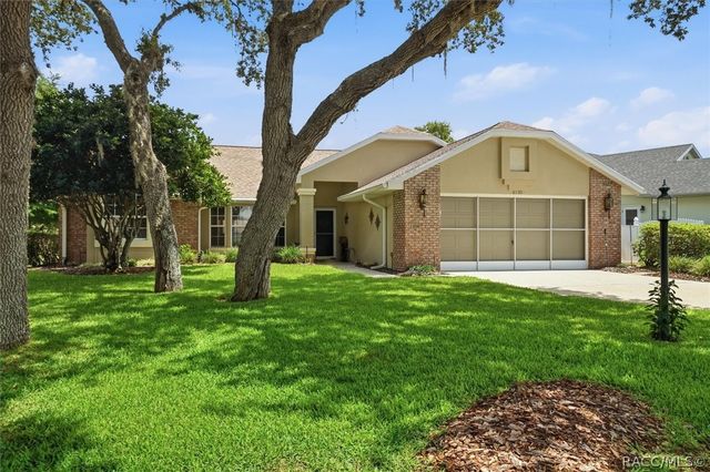 6130 N Whispering Oak Loop, Beverly Hills, FL 34465