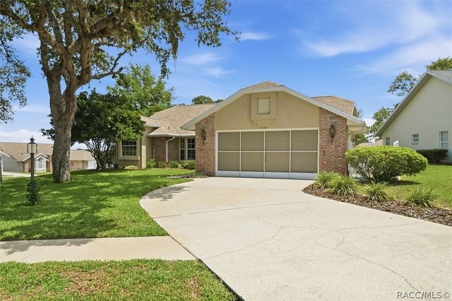 6130 N Whispering Oak Loop, Beverly Hills, FL 34465
