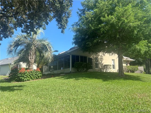 6130 N Whispering Oak Loop, Beverly Hills, FL 34465