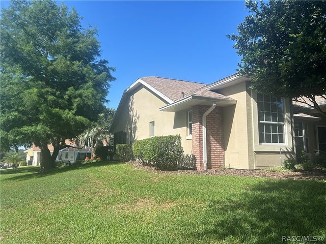 6130 N Whispering Oak Loop, Beverly Hills, FL 34465