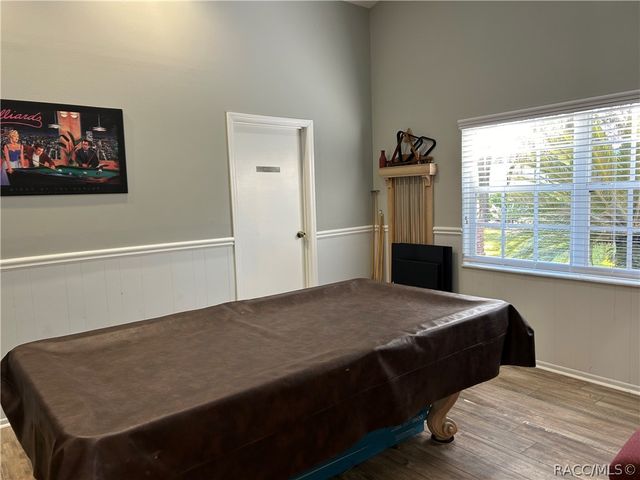 6130 N Whispering Oak Loop, Beverly Hills, FL 34465