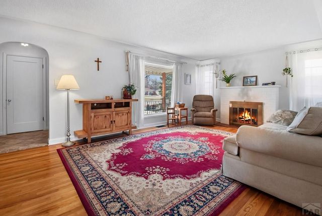 211 Dittmer Ave, Pueblo, CO 81004