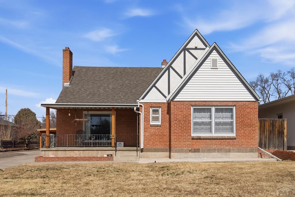 211 Dittmer Ave, Pueblo, CO 81004