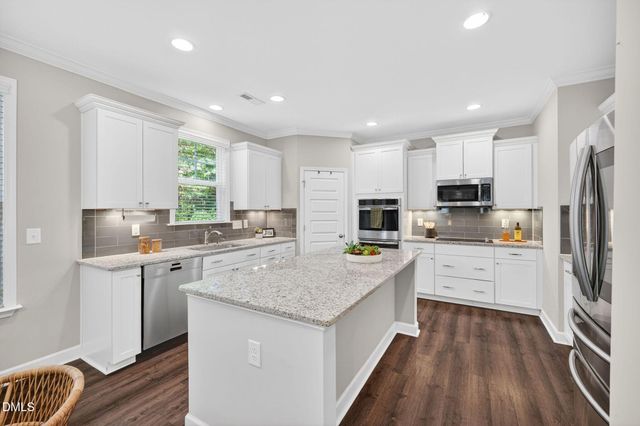 8004 Parker Mill Trail, Fuquay Varina, NC 27526