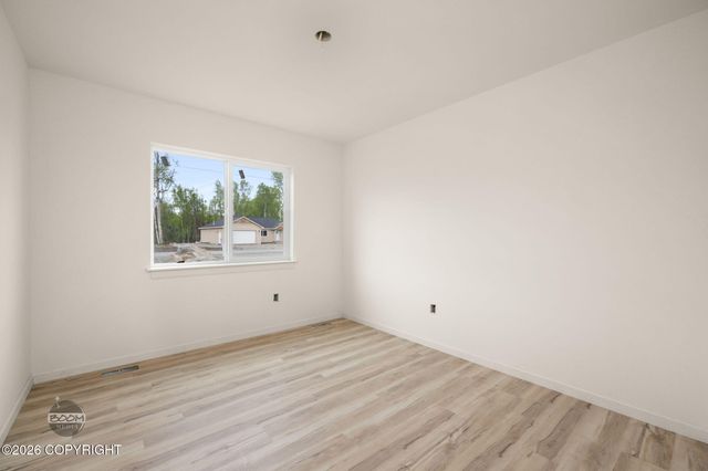 9462 W Palermo Circle, Wasilla, AK 99623