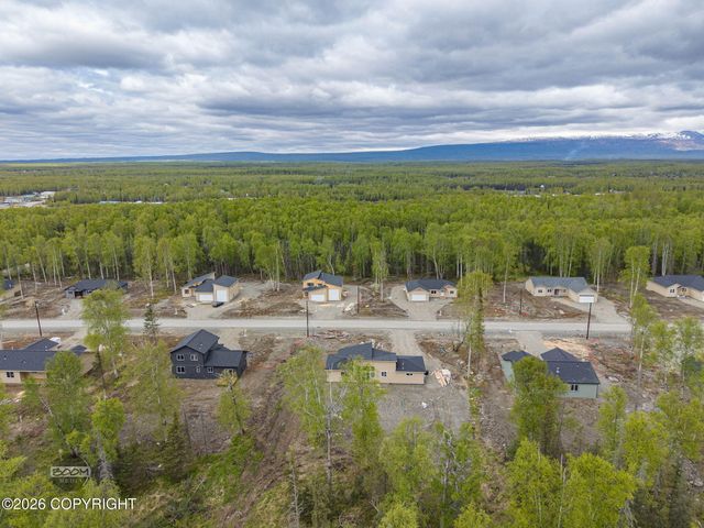 9462 W Palermo Circle, Wasilla, AK 99623