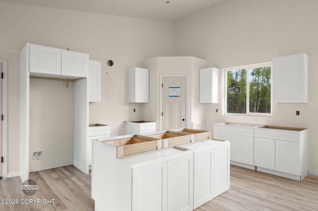 9462 W Palermo Circle, Wasilla, AK 99623