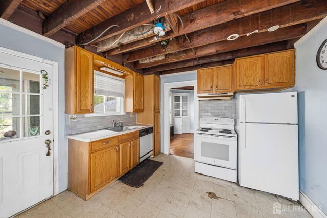 1943 Plainfield Avenue, South Plainfield, NJ 07080