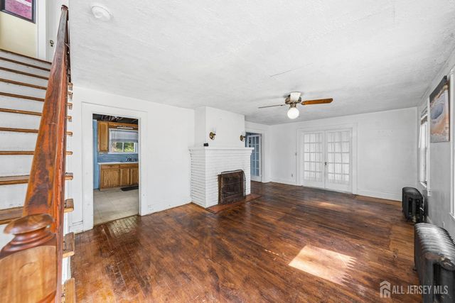 1943 Plainfield Avenue, South Plainfield, NJ 07080