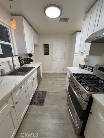 6923 Enfield, Reseda (los Angeles), CA 91335