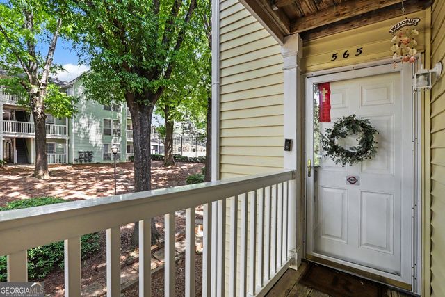 565 Old Cobblestone Trail, Avondale Estates, GA 30002