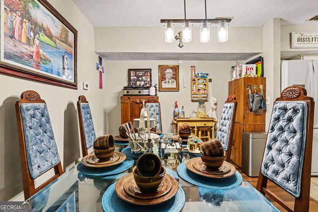 565 Old Cobblestone Trail, Avondale Estates, GA 30002