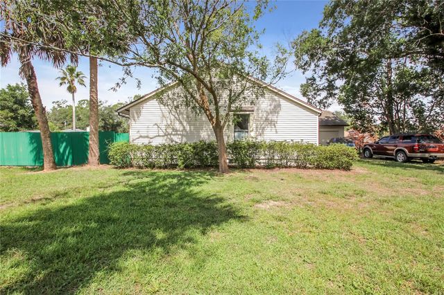 3020 DIVISION STREET, Oviedo, FL 32765