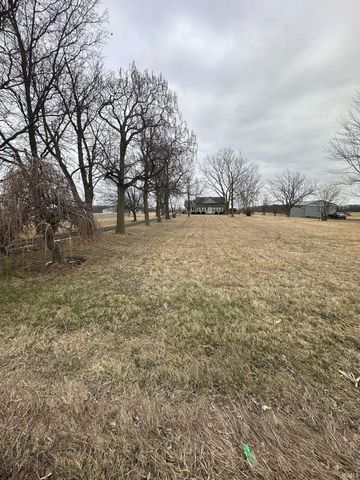 4701 S State Road 1, Redkey, IN 47373