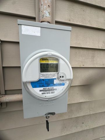 4701 S State Road 1, Redkey, IN 47373