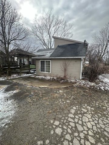 4701 S State Road 1, Redkey, IN 47373