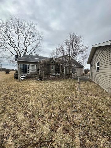 4701 S State Road 1, Redkey, IN 47373