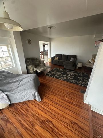 4701 S State Road 1, Redkey, IN 47373