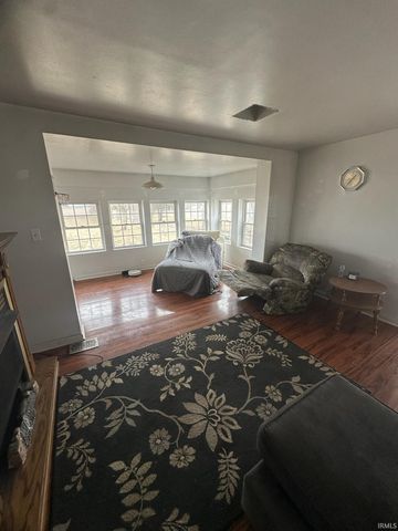 4701 S State Road 1, Redkey, IN 47373